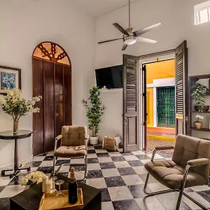 https://ocean-view-spanish-style-old-casa.sanjuanpuertorico-hotels.com